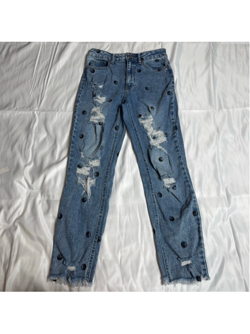 Women's Tinseltown Blue Distressed Straight Leg Jeans with Black Yin Yang Size 5